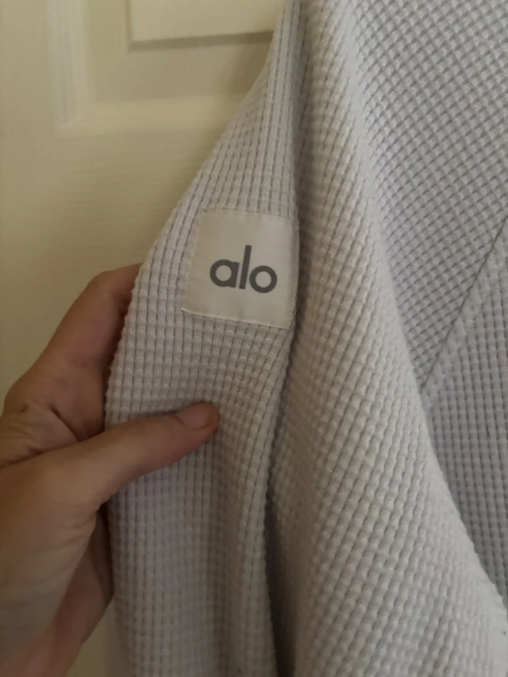 Alo yoga cropped waffle turtleneck sweatshirt